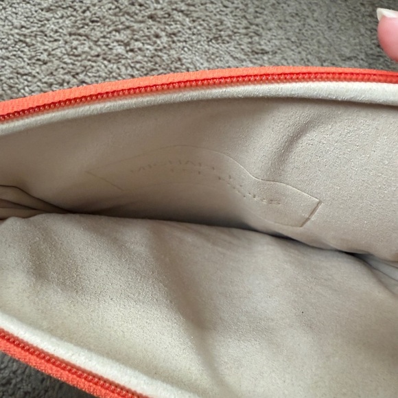 MICHAEL KORS Padded Tablet iPad Sleeve Cover in Orange Neoprene 8" x 10" - Picture 4 of 7